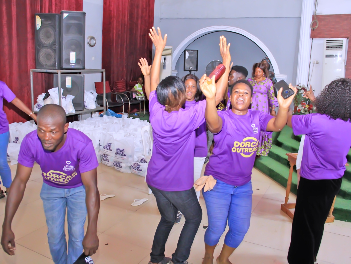 ETUANI GALLERY IMAGE 14